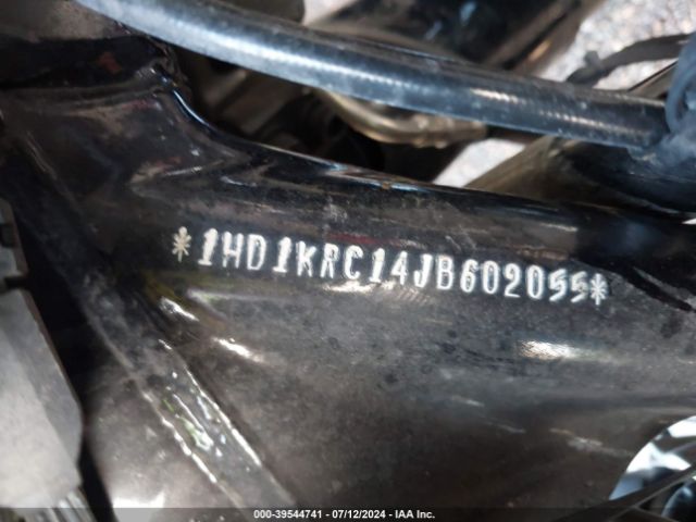 2018 HARLEY-DAVIDSON FLHXS 1HD1KRC14JB602055 Photo 9