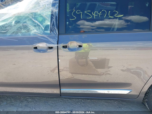 Toyota Sienna Le 8 Passenger 2017 5TDKZ3DC6HS785380 Image 15