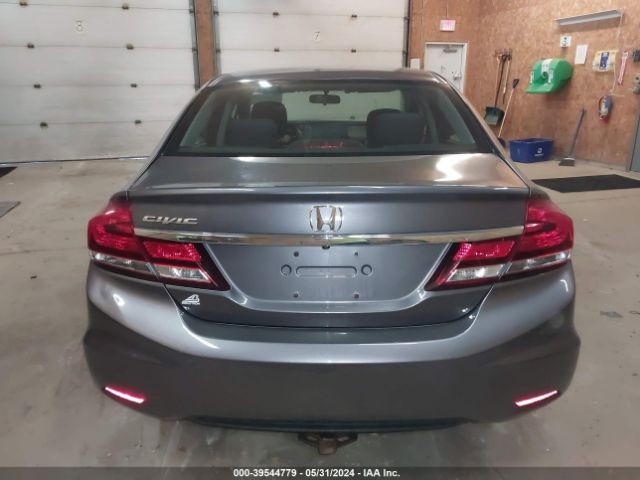 19XFB2F50FE057303 Honda Civic Lx