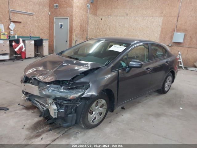 19XFB2F50FE057303 Honda Civic Lx