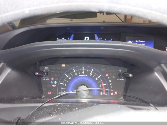 19XFB2F50FE057303 Honda Civic Lx