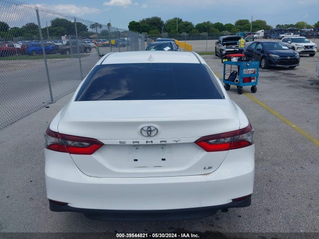 Toyota CAMRY LE 2022 4T1C11AK9NU033381 Image 16