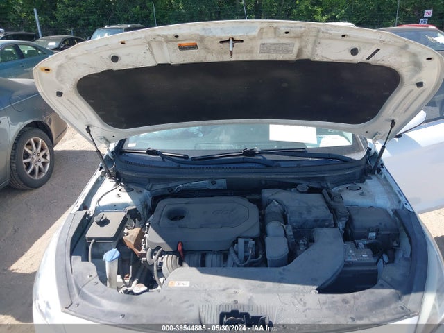 Hyundai SONATA SE 2016 5NPE24AF1GH264061 Image 10