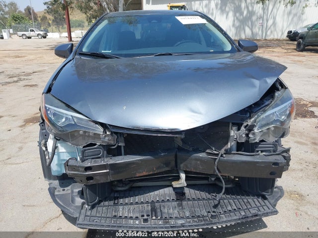 Toyota COROLLA LE 2018 5YFBURHE9JP762767 Image 11