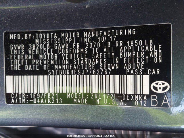 Toyota COROLLA LE 2018 5YFBURHE9JP762767 Image 9