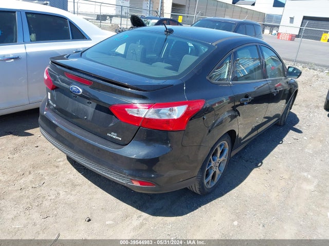 Ford FOCUS SE 2014 1FADP3F22EL331827 Image 4