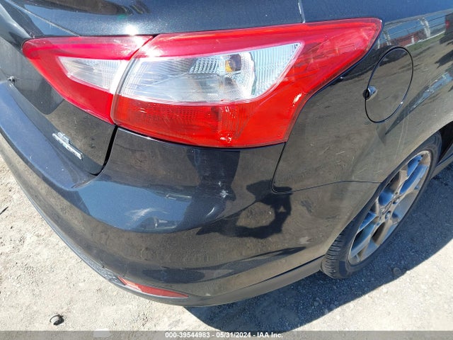 Ford FOCUS SE 2014 1FADP3F22EL331827 Image 6