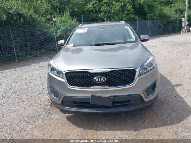 5XYPG4A56GG102578 KIA Sorento 3.3l Lx