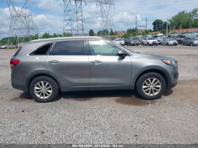 5XYPG4A56GG102578 KIA Sorento 3.3l Lx