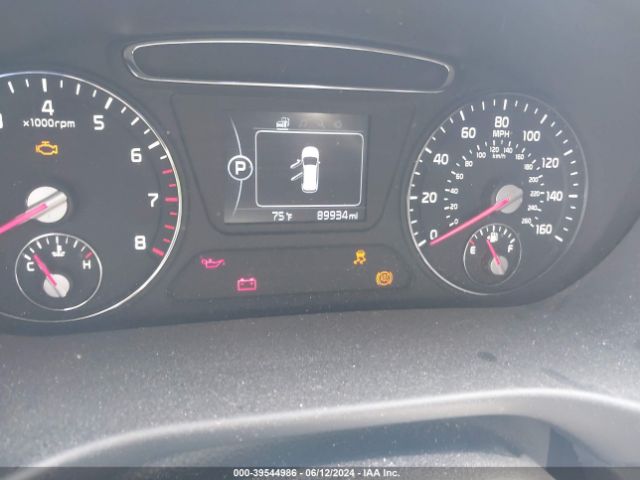 5XYPG4A56GG102578 KIA Sorento 3.3l Lx