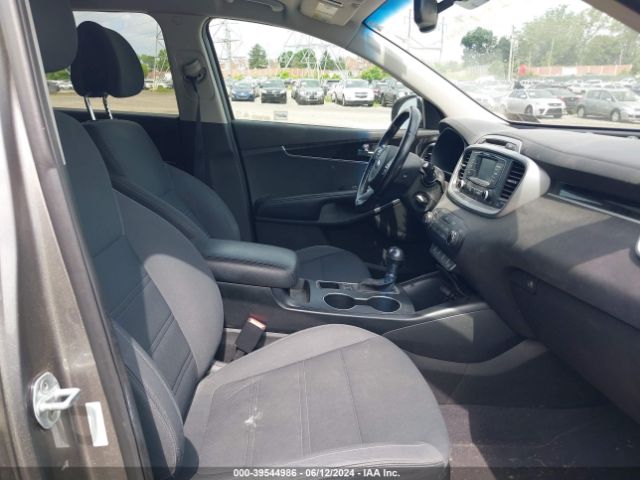 5XYPG4A56GG102578 KIA Sorento 3.3l Lx