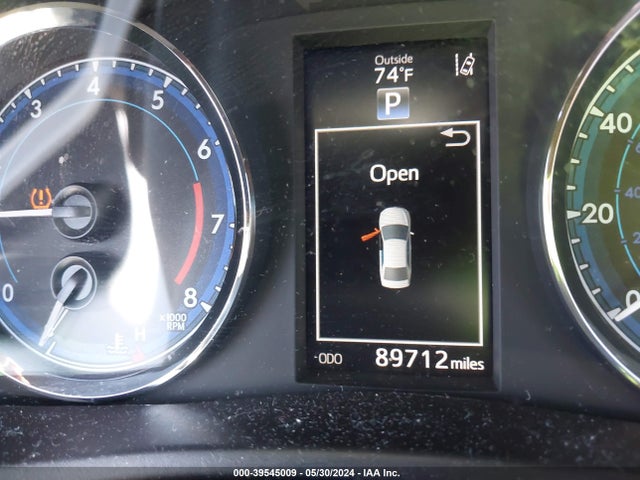 Toyota COROLLA SE 2019 5YFBURHE3KP913619 Image 15
