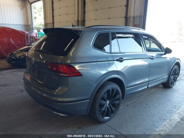 3VV2B7AX1MM112818 Volkswagen Tiguan 2.0t Se/2.0t Se R-line Black/2.0t Sel