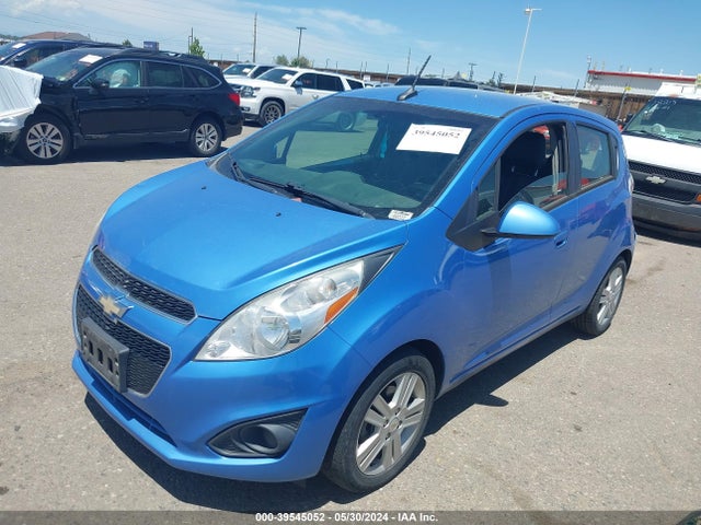 Chevrolet Spark 1lt Auto 2014 KL8CD6S97EC533610 Image 2
