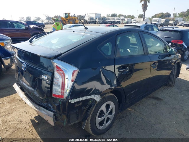 Toyota Prius Two 2015 JTDKN3DU8F1883681 Image 4