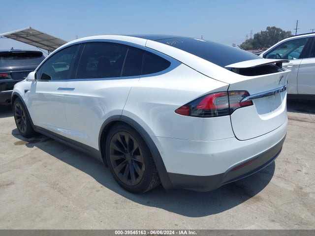 Tesla Model X 60d/70d/75d/90d 2016 5YJXCAE24GF023704 Image 3