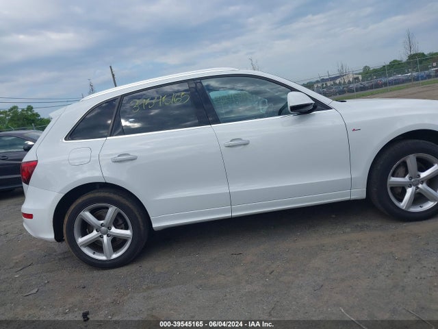 Audi Q5 2.0t Premium 2017 WA1M2AFP8HA071971 Image 13