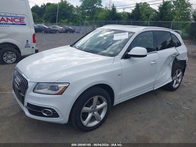 Audi Q5 2.0t Premium 2017 WA1M2AFP8HA071971 Image 2