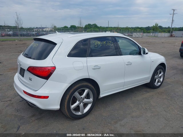 Audi Q5 2.0t Premium 2017 WA1M2AFP8HA071971 Image 4