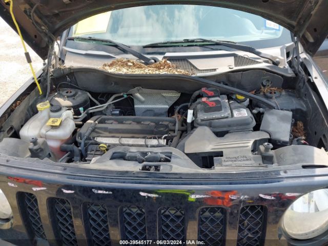 1C4NJPBA2GD683551 Jeep Patriot Sport Se