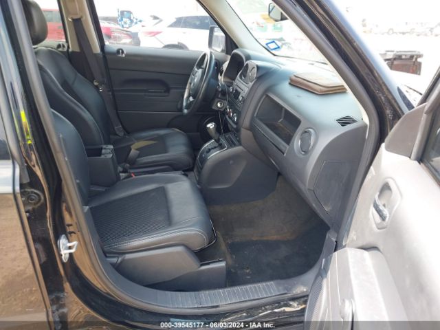 1C4NJPBA2GD683551 Jeep Patriot Sport Se