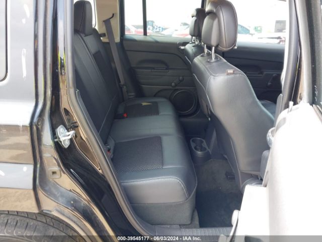 1C4NJPBA2GD683551 Jeep Patriot Sport Se