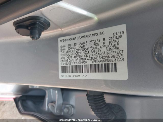 19UUB1F33KA009700 Acura Tlx Standard
