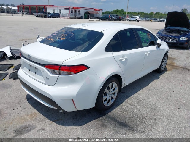 Toyota COROLLA LE 2022 5YFEPMAE5NP294155 Image 4