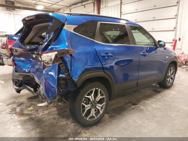 KNDERCAA4M7121180 KIA SELTOS EX