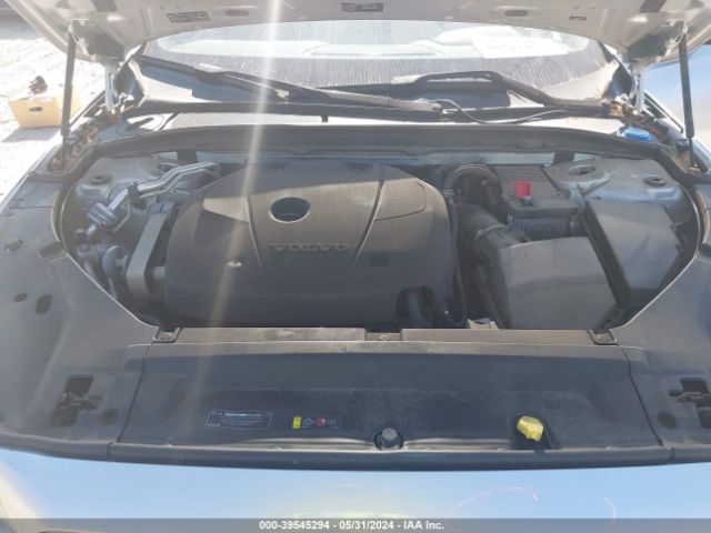LVY982AK8JP019621 Volvo S90 T5 Momentum