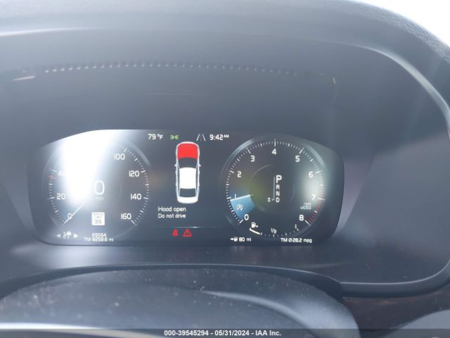 LVY982AK8JP019621 Volvo S90 T5 Momentum