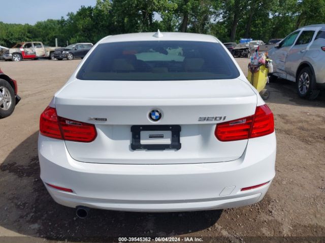 WBA3C3G54FNS76715 BMW 320i Xdrive