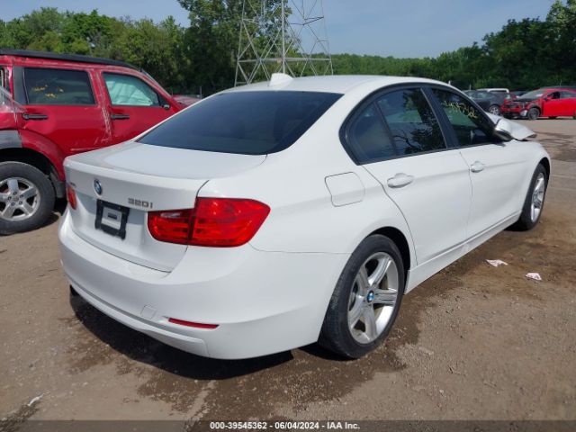 WBA3C3G54FNS76715 BMW 320i Xdrive