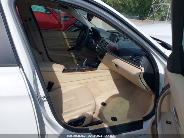 WBA3C3G54FNS76715 BMW 320i Xdrive