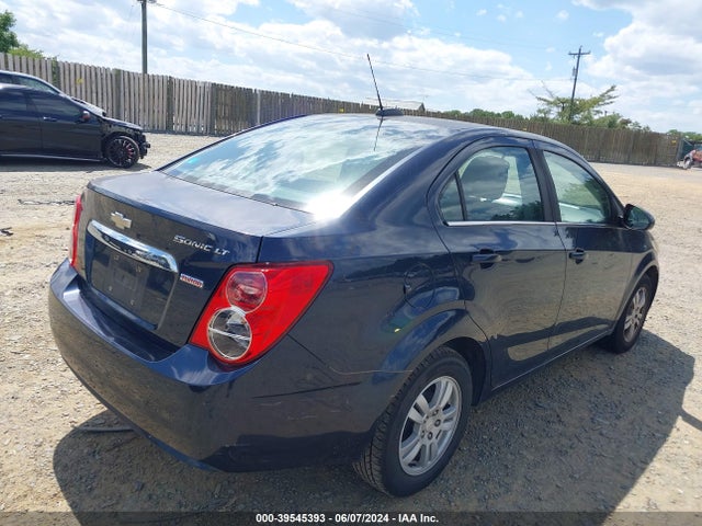 Chevrolet Sonic Lt Auto 2015 1G1JC5SB3F4117394 Image 4