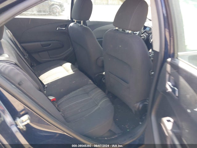 Chevrolet Sonic Lt Auto 2015 1G1JC5SB3F4117394 Image 8
