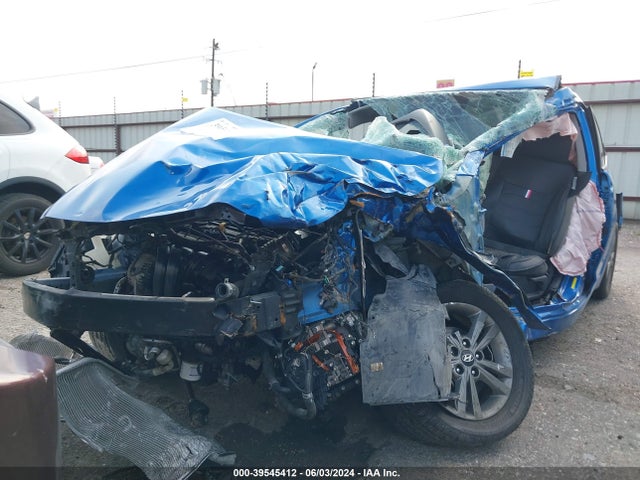 Hyundai ELANTRA SE 2017 5NPD84LF3HH183216 Image 6