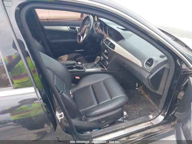 WDDGF8AB3ER314035 Mercedes-Benz C 300 Luxury 4matic/sport 4matic