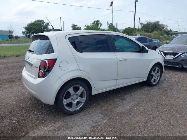 Chevrolet Sonic Ltz Auto 2015 1G1JE6SBXF4117490 Image 4