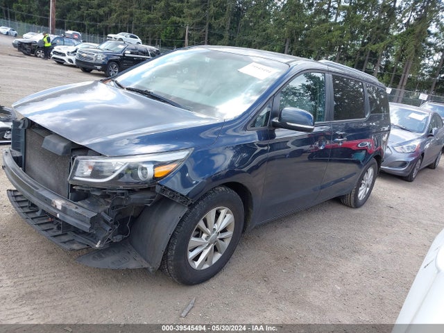 KIA SEDONA LX 2015 KNDMB5C1XF6060435 Image 2