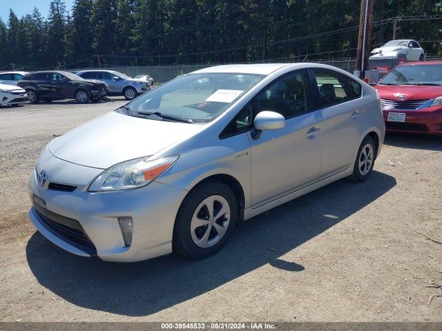 Toyota Prius Two 2014 JTDKN3DU7E0357529 Image 2