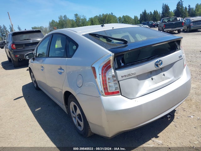 Toyota Prius Two 2014 JTDKN3DU7E0357529 Image 3