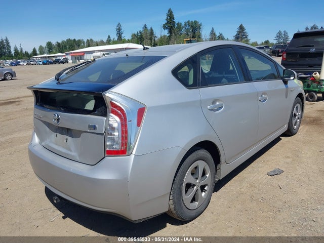 Toyota Prius Two 2014 JTDKN3DU7E0357529 Image 4