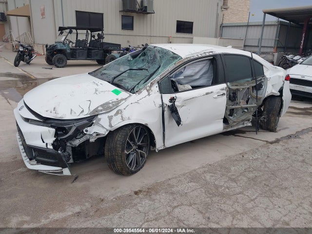 Toyota COROLLA SE 2022 5YFS4MCE9NP110294 Image 2