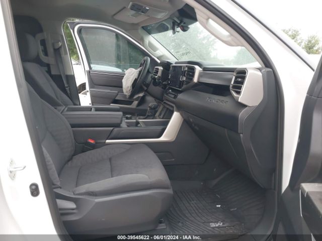 5TFLA5DB8PX117121 Toyota Tundra Sr5