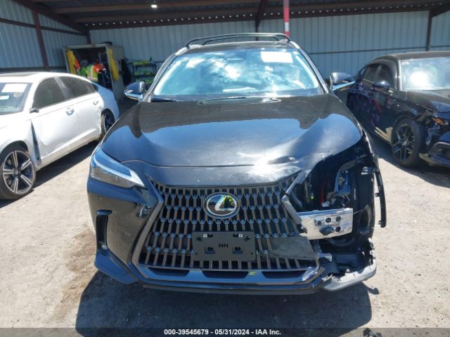 2T2AKCEZ0RC020724 Lexus NX 350H