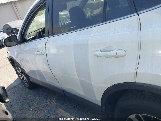 Toyota Rav4 Xle 2016 JTMWFREV0GJ071348 Image 14