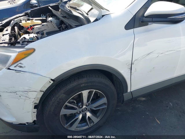 Toyota Rav4 Xle 2016 JTMWFREV0GJ071348 Image 17