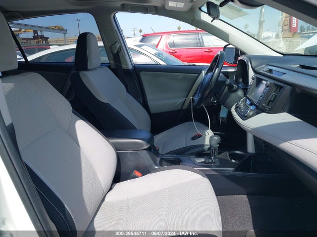 Toyota Rav4 Xle 2016 JTMWFREV0GJ071348 Image 5