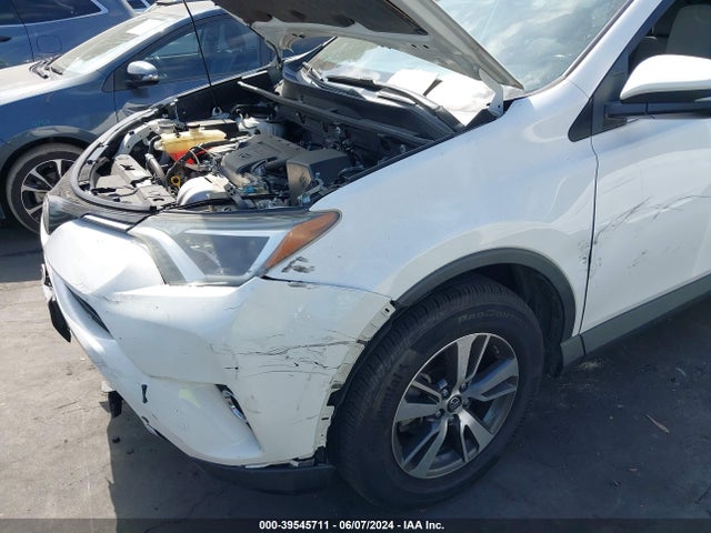 Toyota Rav4 Xle 2016 JTMWFREV0GJ071348 Image 6